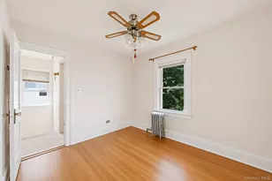 114 Elmwood St, Valley Stream, NY 11581 - Photo 16