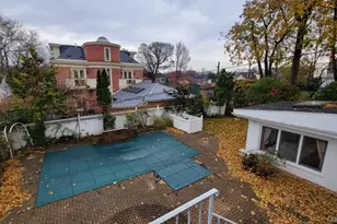 186-20 Troon Rd, Jamaica, NY 11432 - Photo 24