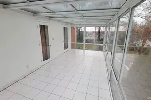 186-20 Troon Rd, Jamaica, NY 11432 - Photo 20