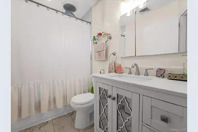 208 N 3rd Street, Bethpage, NY 11714 - Photo 12