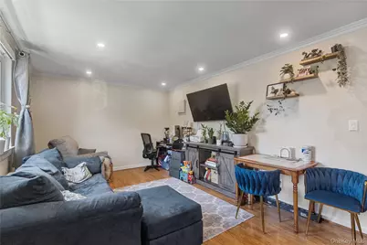 73-11 263rd Street #B, Glen Oaks, NY 11004 - Photo 2