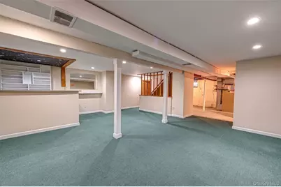31 Pickwick Drive, Commack, NY 11725 - Photo 28