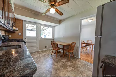 31 Pickwick Drive, Commack, NY 11725 - Photo 14