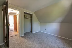 31 Pickwick Dr, Commack, NY 11725 - Photo 24
