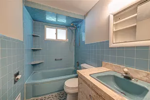 31 Pickwick Dr, Commack, NY 11725 - Photo 16