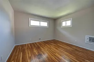 31 Pickwick Dr, Commack, NY 11725 - Photo 18