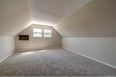 31 Pickwick Drive, Commack, NY 11725 - Photo 20