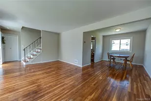 31 Pickwick Dr, Commack, NY 11725 - Photo 8