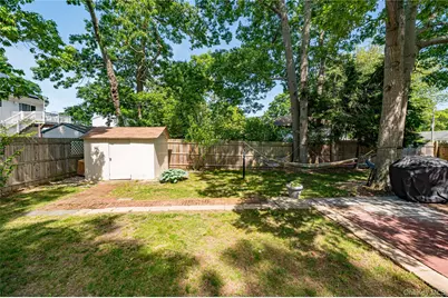 69 Bedford Avenue, Mastic, NY 11950 - Photo 20
