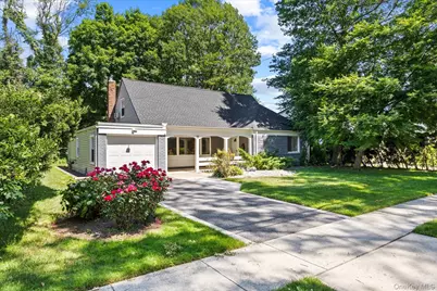 55 Warwick Road, Great Neck, NY 11023 - Photo 1