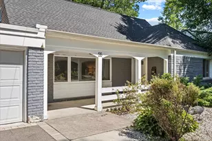 55 Warwick Rd, Great Neck, NY 11023 - Photo 4