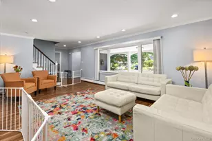 55 Warwick Rd, Great Neck, NY 11023 - Photo 10