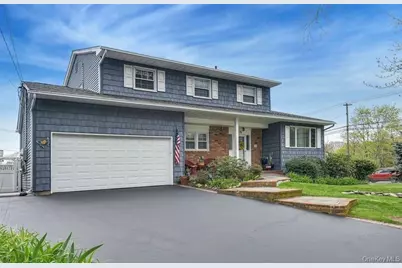 26 Eldorado Drive, East Northport, NY 11731 - Photo 2