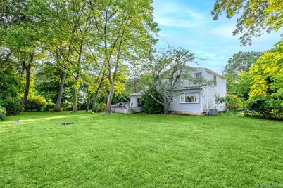 37 Dogwood Hollow Lane, Miller Place, NY 11764 - Photo 18