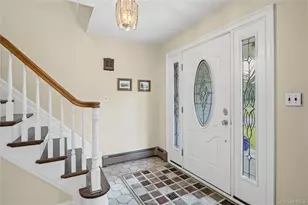 37 Dogwood Hollow Ln, Miller Place, NY 11764 - Photo 2