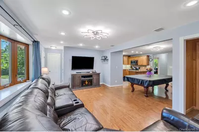34 Windus Drive, Shirley, NY 11967 - Photo 6