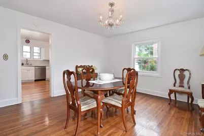 7 Garden Place, Pelham, NY 10803 - Photo 8