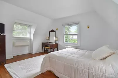 7 Garden Place, Pelham, NY 10803 - Photo 14