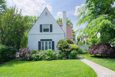 7 Garden Place, Pelham, NY 10803 - Photo 24