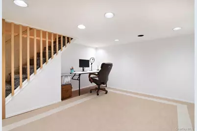7 Garden Place, Pelham, NY 10803 - Photo 18