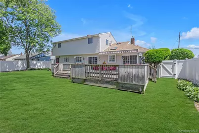 386 Harrison Avenue, Massapequa, NY 11758 - Photo 20