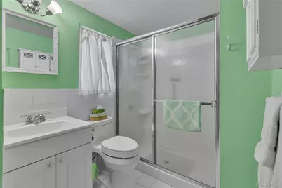 386 Harrison Avenue, Massapequa, NY 11758 - Photo 16