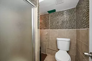 52-86 73rd St, Maspeth, NY 11378 - Photo 18