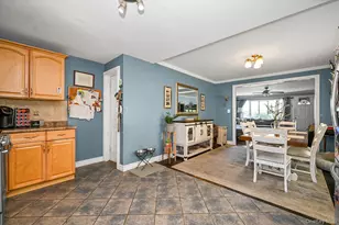 52-86 73rd St, Maspeth, NY 11378 - Photo 10