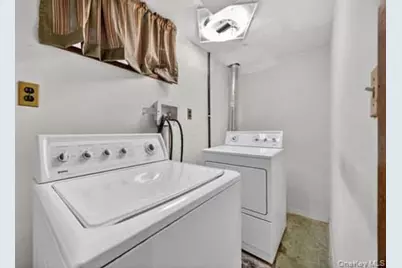 13005 142nd Street, Jamaica, NY 11436 - Photo 12
