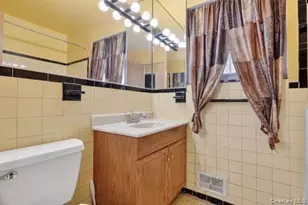 130-05 142nd St, Jamaica, NY 11436 - Photo 14