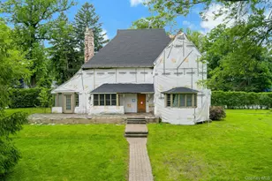 89 The Esplanade, New Rochelle, NY 10804 - Photo 2