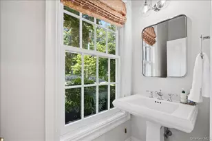3 Oak Ln, Larchmont, NY 10538 - Photo 18