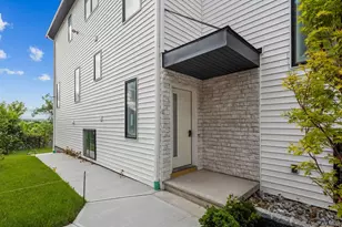 35 Prospect St, Spring Valley, NY 10977 - Photo 4