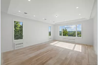 35 Prospect Street #111, Spring Valley, NY 10977 - Photo 8