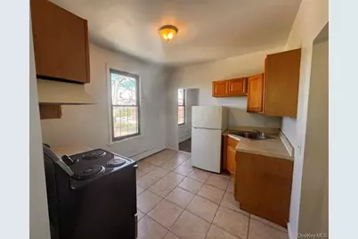 97 Waverly Street #3R, Yonkers, NY 10701 - Photo 1
