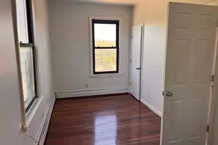 97 Waverly St, Yonkers, NY 10701 - Photo 8
