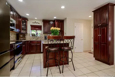 185 Jefferson Avenue, Thornwood, NY 10594 - Photo 10