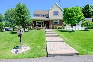 185 Jefferson Ave, Thornwood, NY 10594 - Photo 2