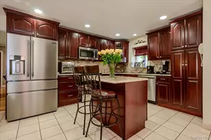 185 Jefferson Ave, Thornwood, NY 10594 - Photo 8