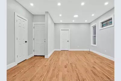 1462 New York Avenue, Brooklyn, NY 11210 - Photo 4