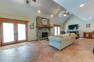 130 N Country Rd, Shoreham, NY 11786 - Photo 10