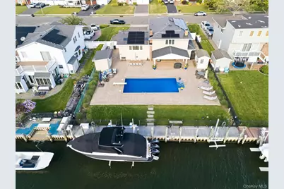 106 Anchorage Drive, West Islip, NY 11795 - Photo 1