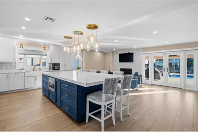 106 Anchorage Drive, West Islip, NY 11795 - Photo 18