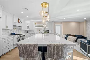 106 Anchorage Dr, West Islip, NY 11795 - Photo 20