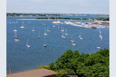 1 Toms Point Lane #Building 5, Unit 9J, Port Washington, NY 11050 - Photo 18