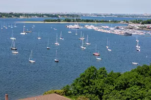 1 Toms Point Ln, Port Washington, NY 11050 - Photo 18