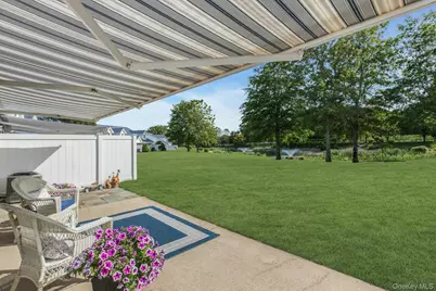 1 Summerfield Lane S, Aquebogue, NY 11901 - Photo 12