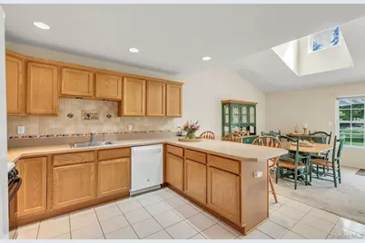 1 Summerfield Lane S, Aquebogue, NY 11901 - Photo 4