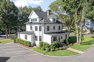 34 Dewey St, Huntington, NY 11743 - Photo 6