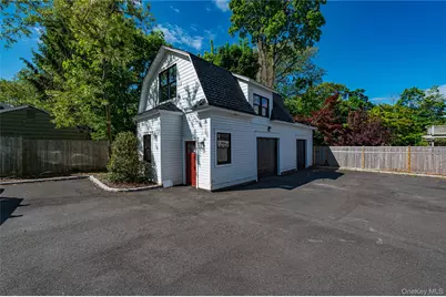 34 Dewey Street, Huntington, NY 11743 - Photo 32